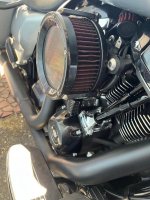 ext breather catch-can and vented dipstick.jpg